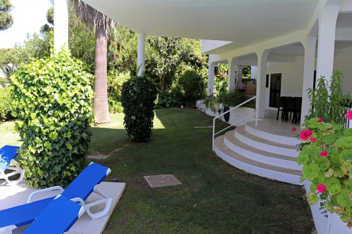 Villa Hibiscus, Great Location In Vilamoura, Lush Green Lawns And Garden Quarteira Exteriér fotografie